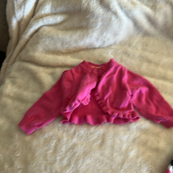 😍Lot of long sleeved shirts and cardigans for girls size 6-9 months. - Picture 9 of 12